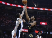 开云体育直播-奇才鏖战勇士B队，米切尔关键制胜