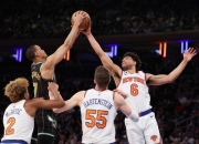 开云体育-包含森林狼连胜停滞，主场失利不敌猛龙的词条