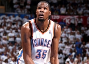 开云体育直播-包含国王轻取雷霆，范弗利特点燃赛场的词条