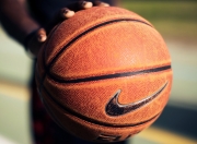 开云体育app-米切尔狂飙40分无人可挡，快船压哨三分绝杀猛龙