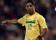 开云体育登录-街道上的封锁与超越，F1葡萄牙车手迎战沙特赛道新挑战