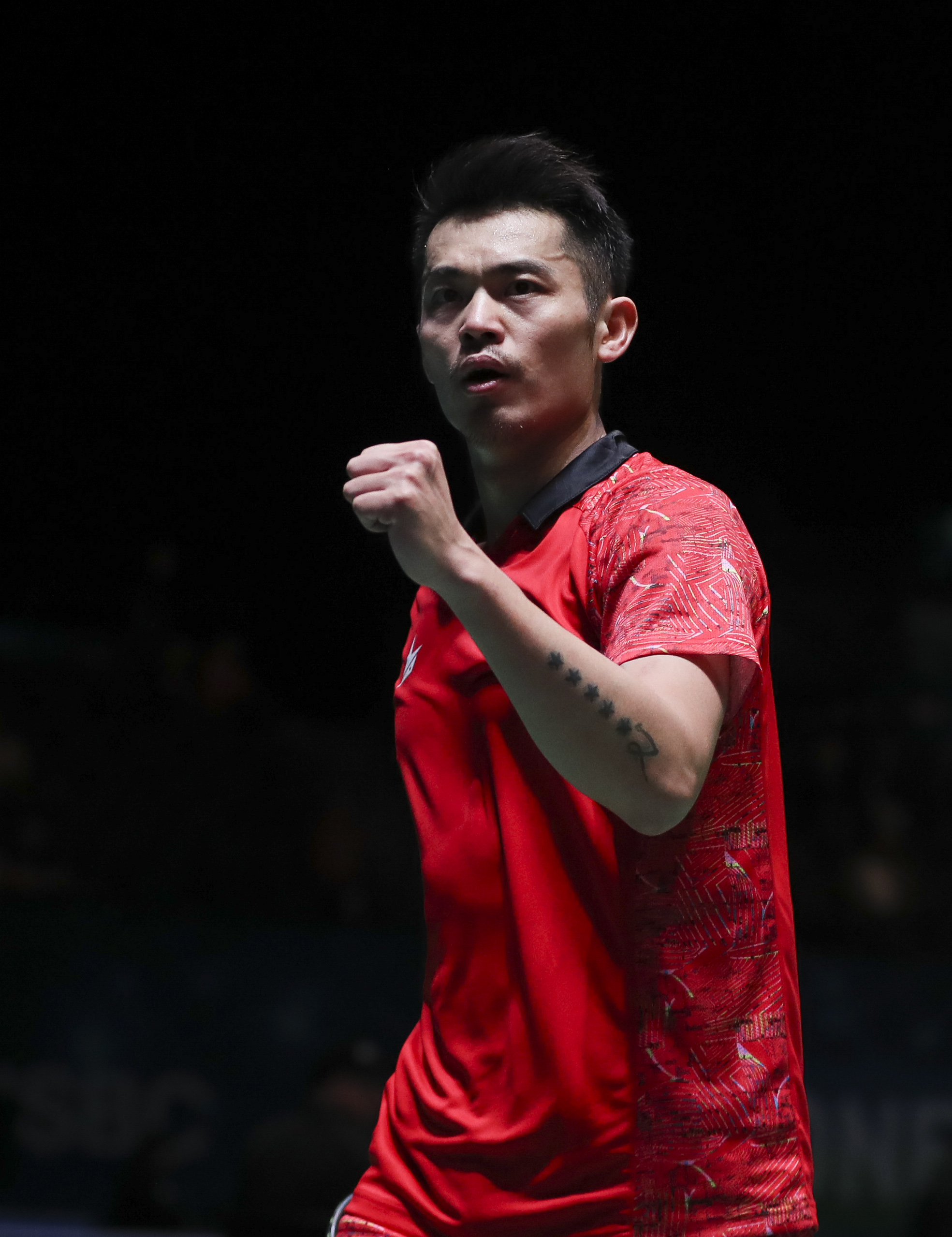 丹麦羽毛球队翻盘英格兰羽毛球队,林丹高光表现的简单介绍 丹麦羽毛球队翻盘英格兰羽毛球队,林丹高光表现的简单介绍