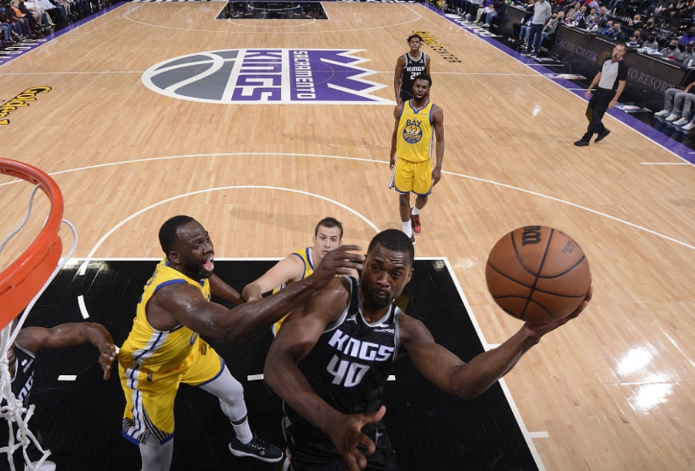 阿根廷男篮完胜魔术，巴恩斯三分雨点燃全场的简单介绍