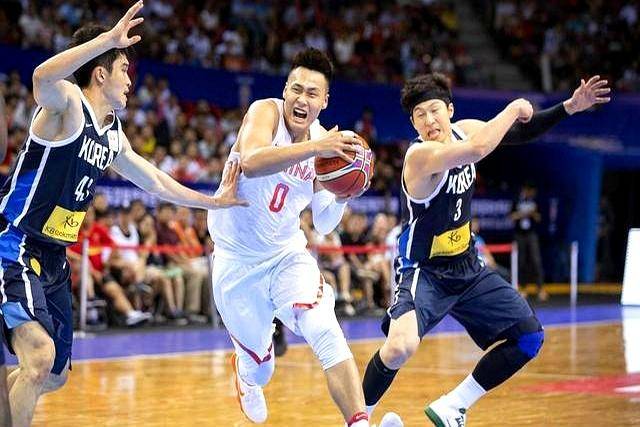 精彩篮球大战:辽宁队对阵广东队的简单介绍 精彩篮球大战:辽宁队对阵广东队的简单介绍