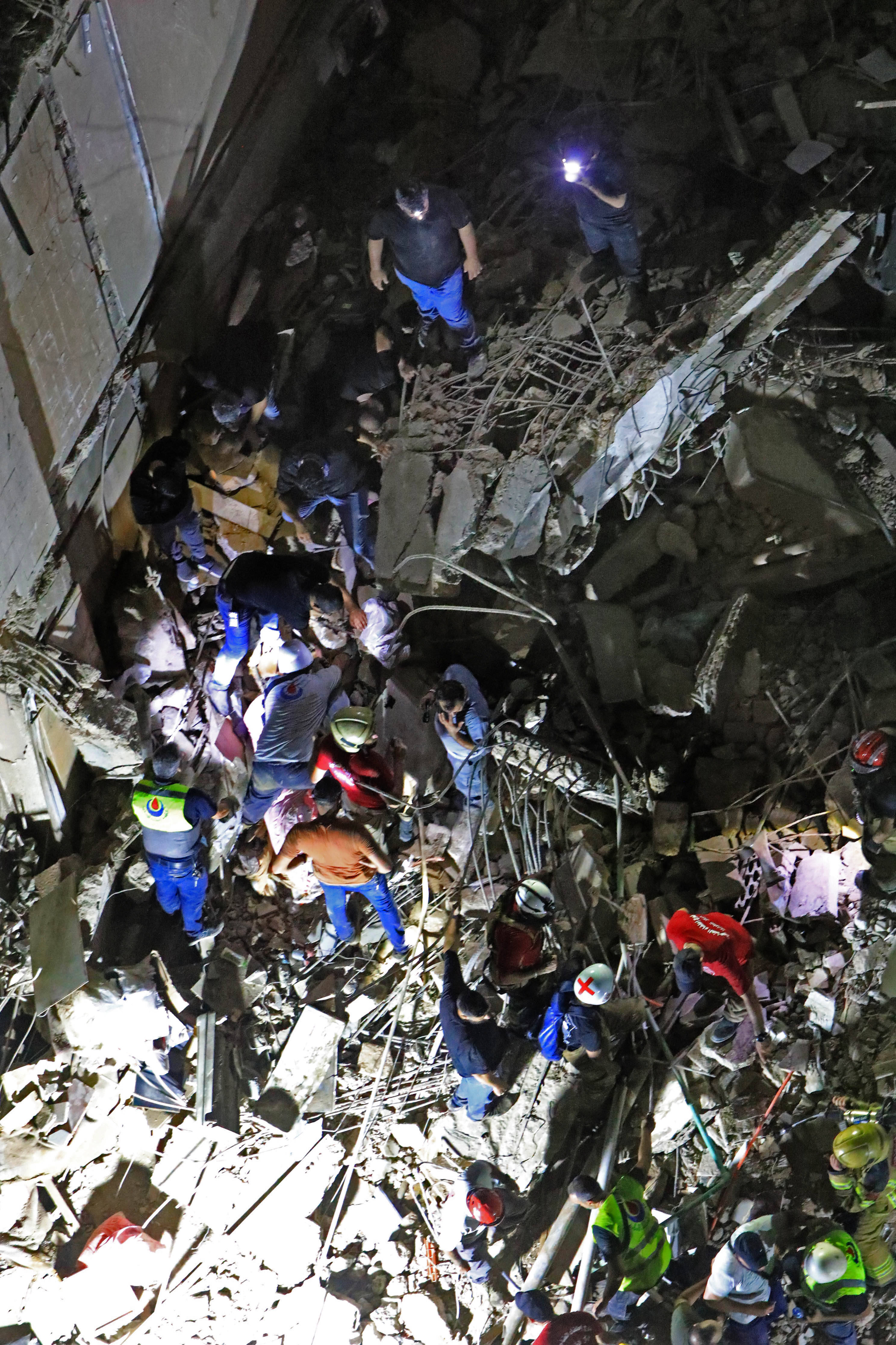 里尔客场惨败南特，遭遇两连败的简单介绍