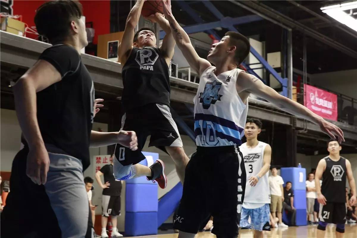 湖南队客场击败对手,领队取得胜利 湖南队客场击败对手,领队取得胜利