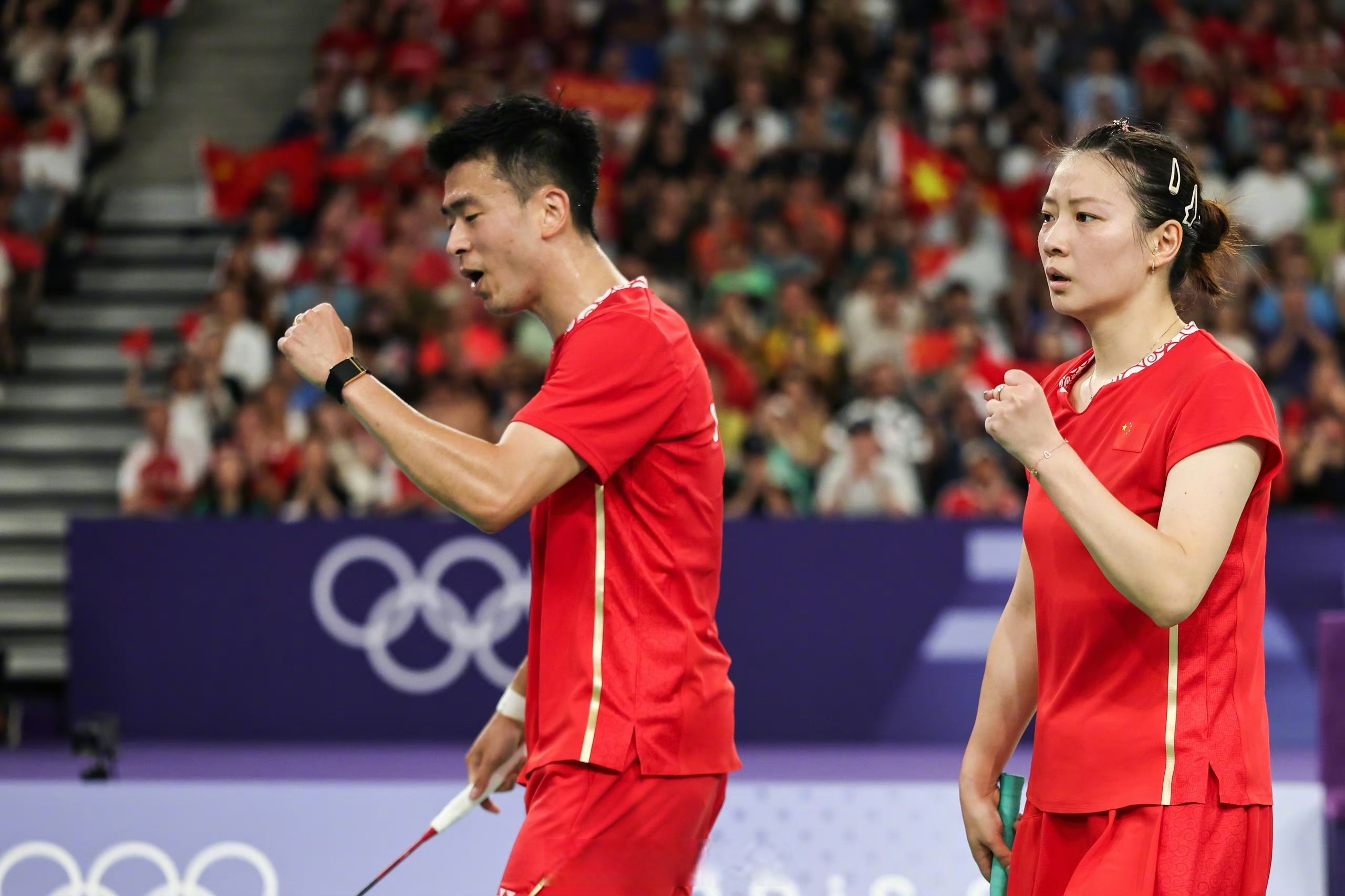 羽毛球混双半决赛中国队顺利晋级决赛