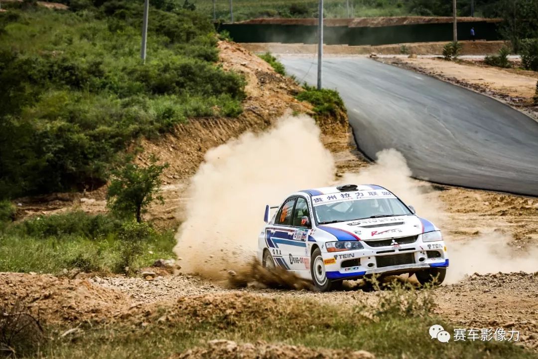 关于谢菲联逆袭萨尔茨堡，稳居小组第二保持领跑的信息