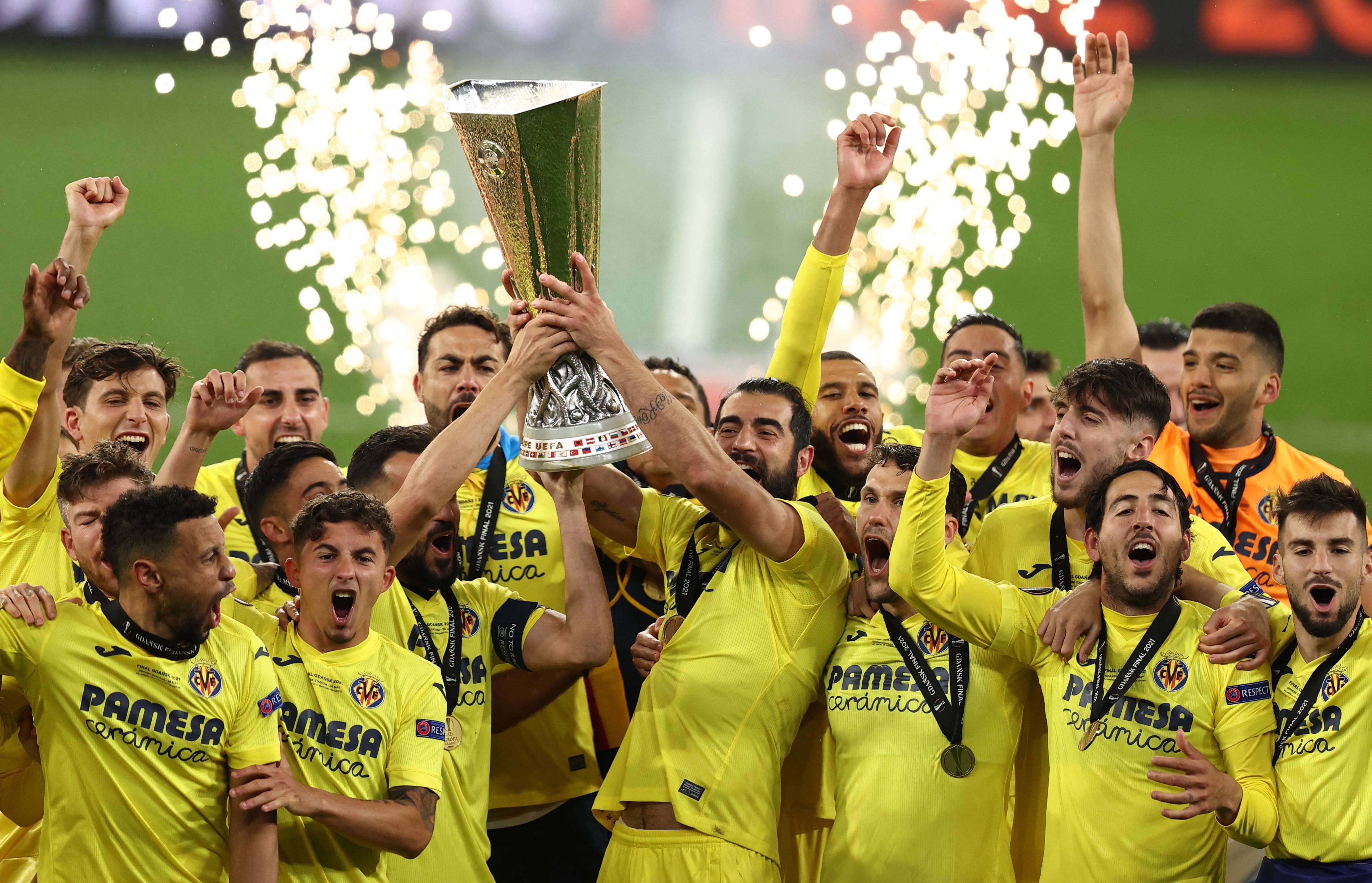 包含瓦伦西亚球员充满信心备战国际友谊赛的词条