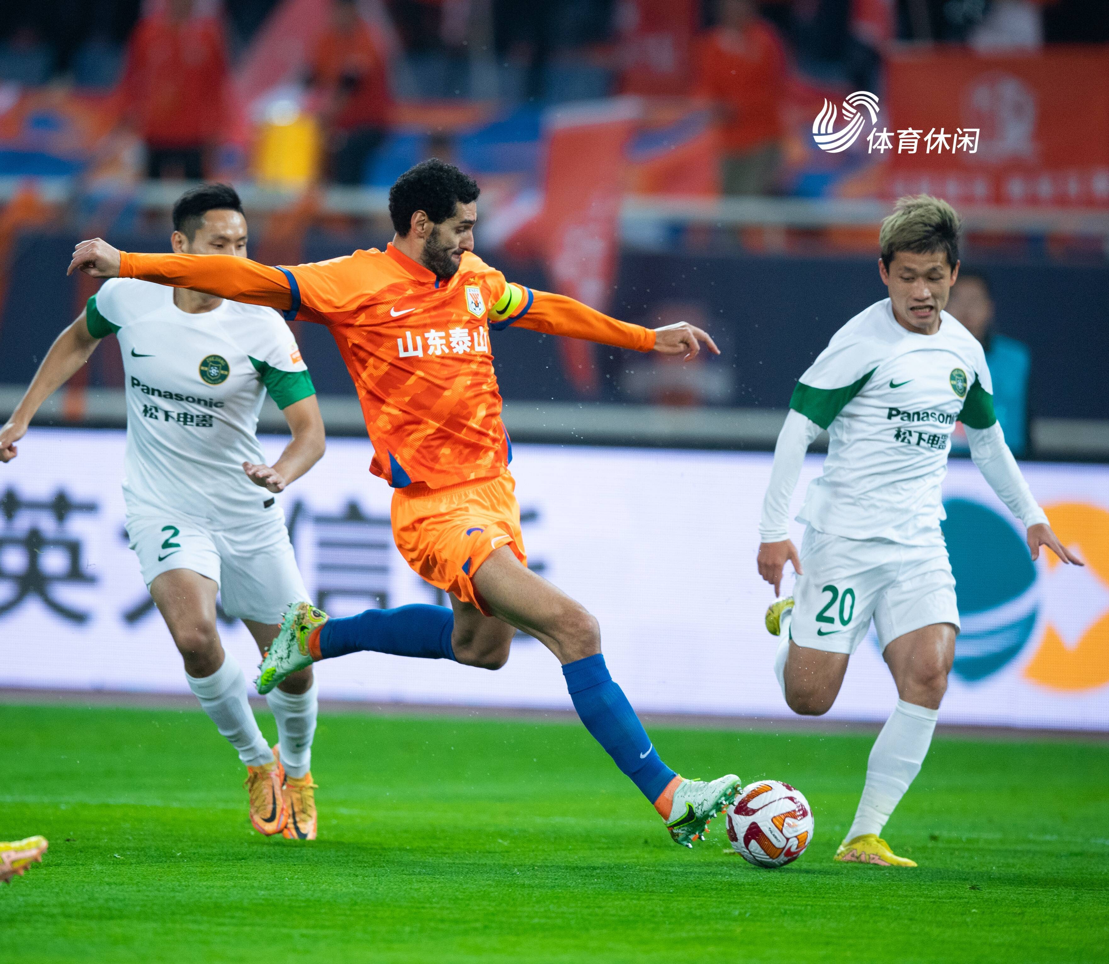 蒙彼利埃客场大胜路尼昂，积分榜继续领跑