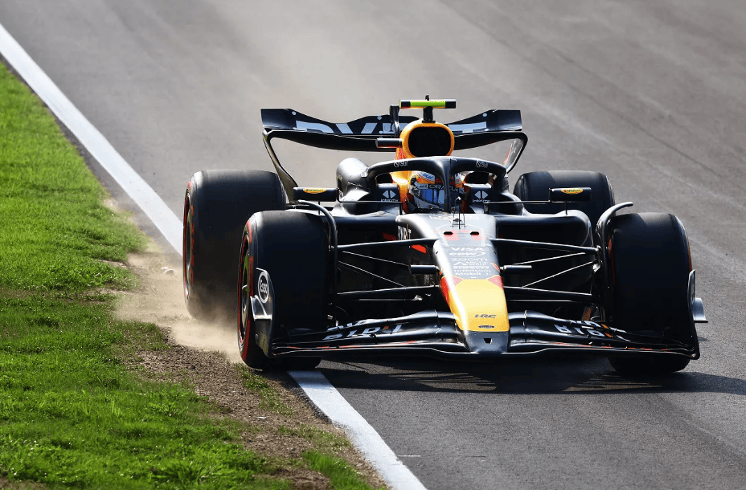 索伯车队力克红牛二队,佩雷兹统治全场的简单介绍 索伯车队力克红牛二队,佩雷兹统治全场的简单介绍