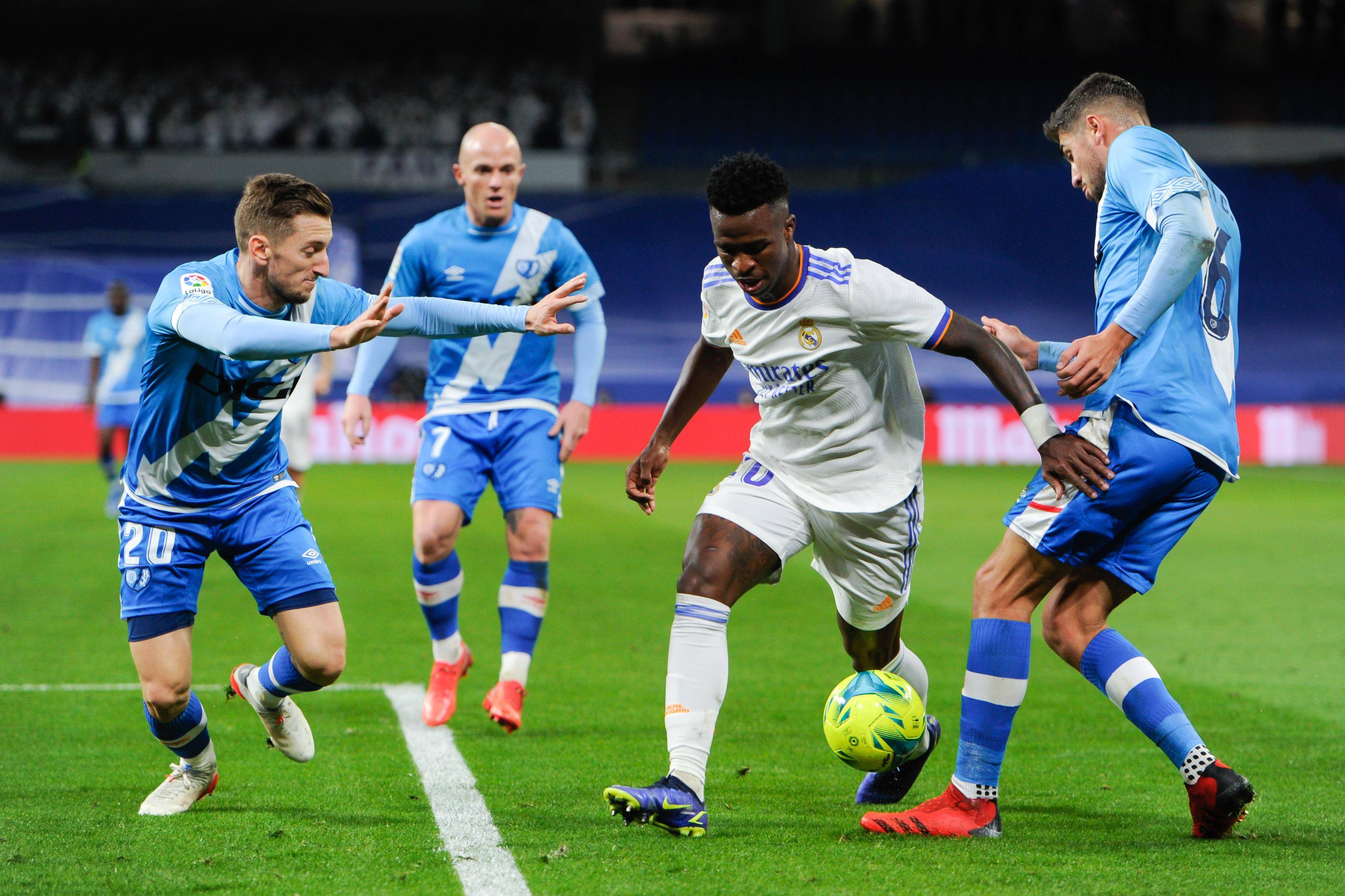 包含巴伦西亚豪强全员备战下一场比赛的词条