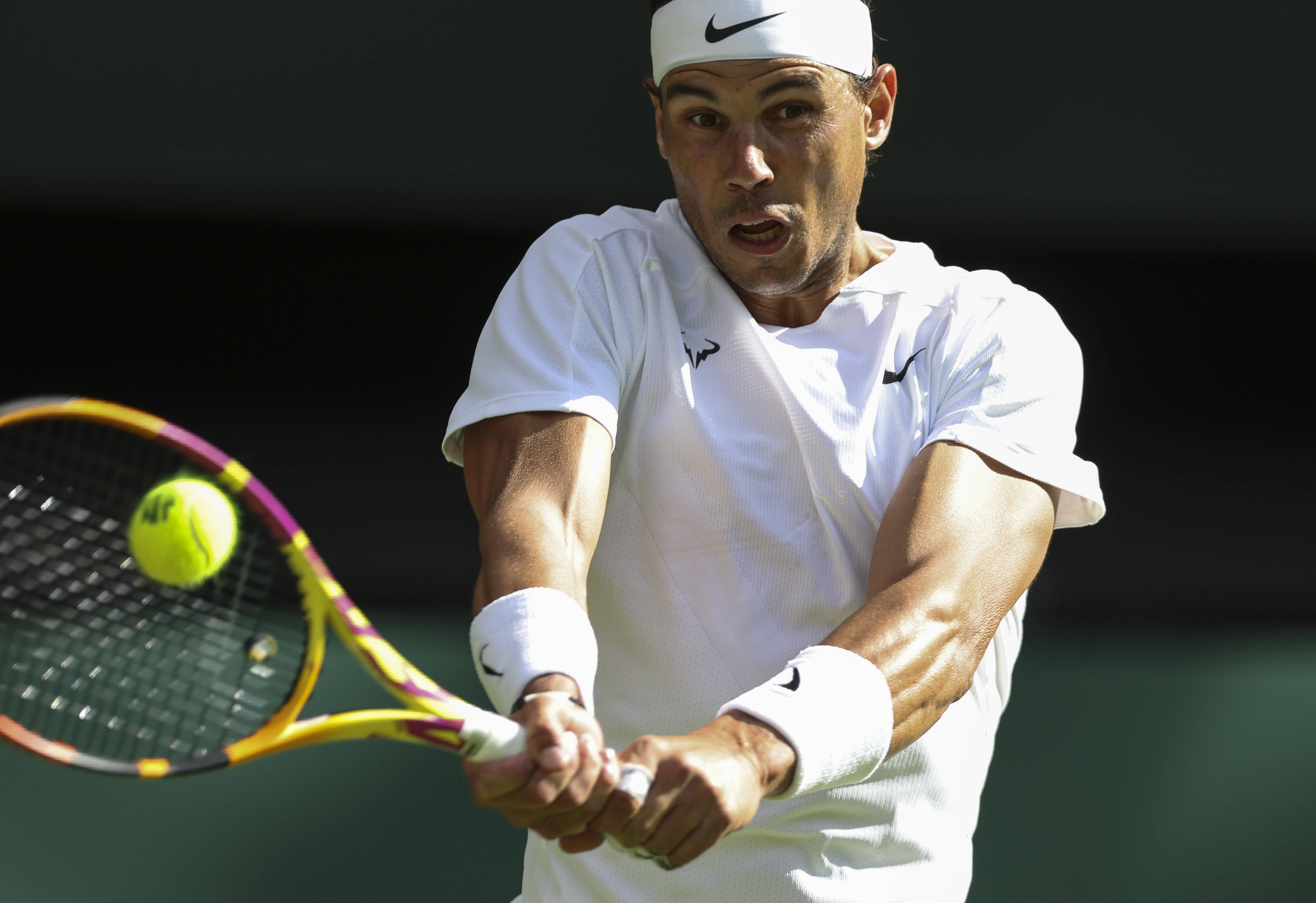 温网横扫拉沃尔杯，纳达尔关键制胜的简单介绍